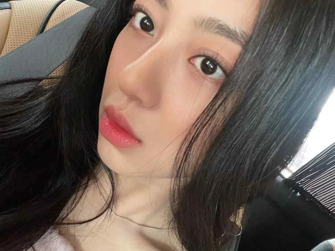 Kang Min Ah - kang-min-ah-sexy-6.webp